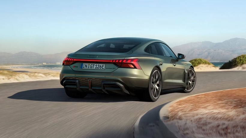 New Audi RS e-tron GT performance