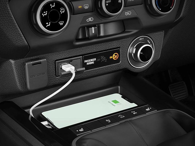 isuzu d-max charging a mobile phone