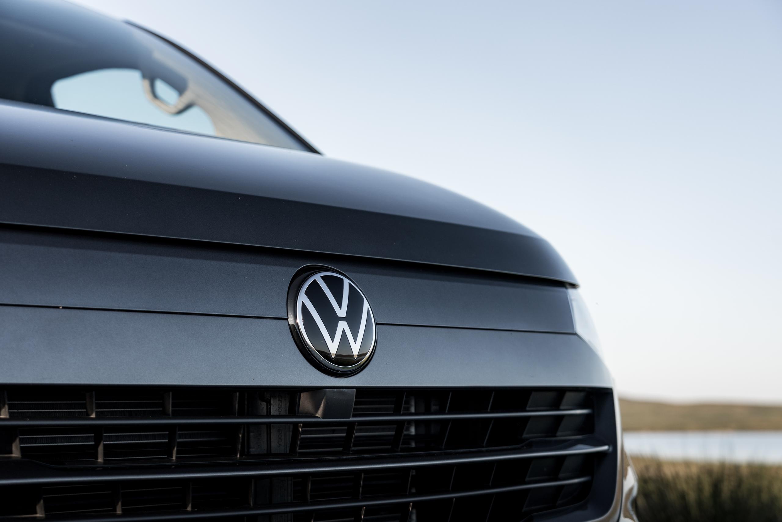 Volkswagen E-Transporter Bonnet