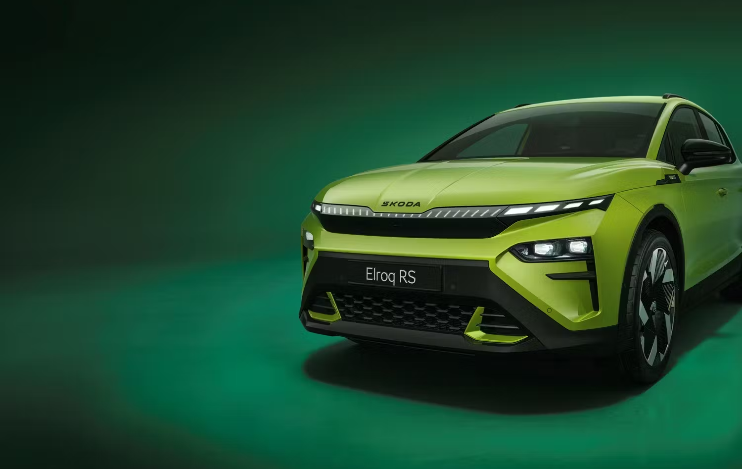 SKODA Elroq Front Side View