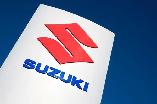 Suzuki Servicing Options & Services Explained | Falkirk | Ian Grieve