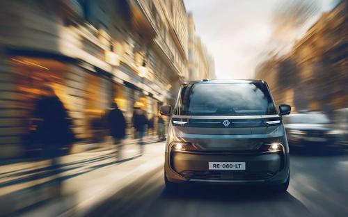 New Trafic E-Tech Electric Panel