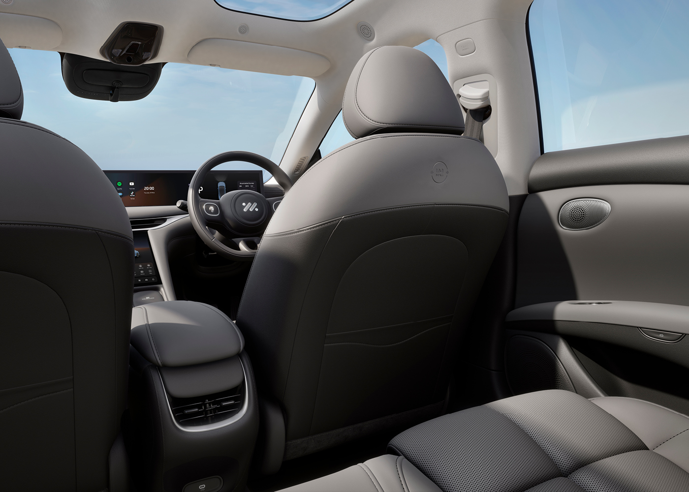 second interior of MG IM5