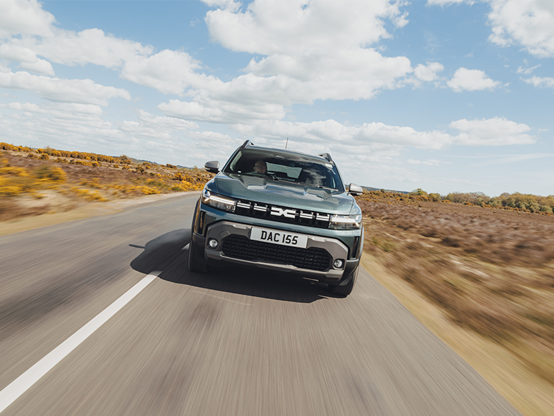 Pay less, go further: Dacia lowers Duster and Bigster hybrid 155 prices