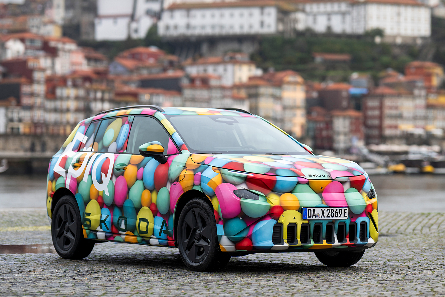 front/side on view of All-New Škoda Epiq