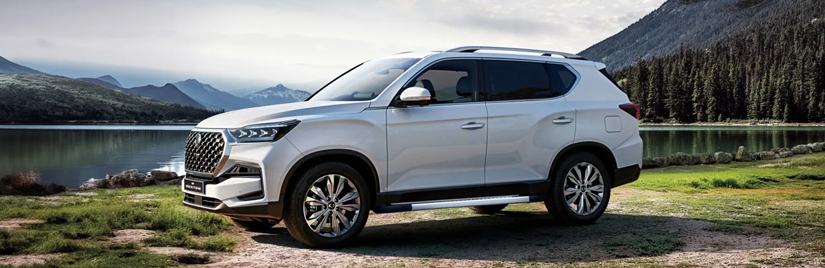 KGM Rexton White New Large SUV