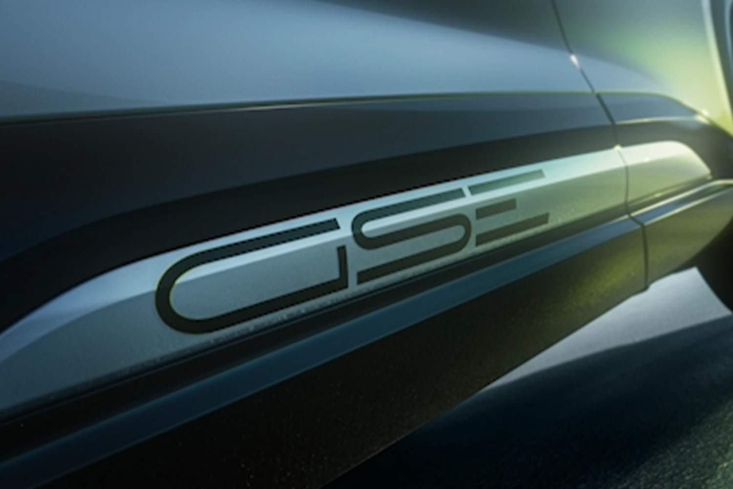 GSE logo on the lower door sections