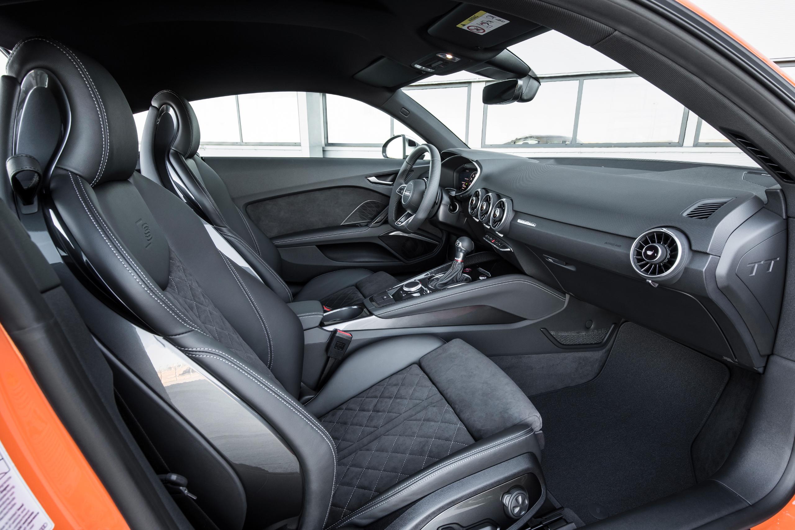 audi tt front seats