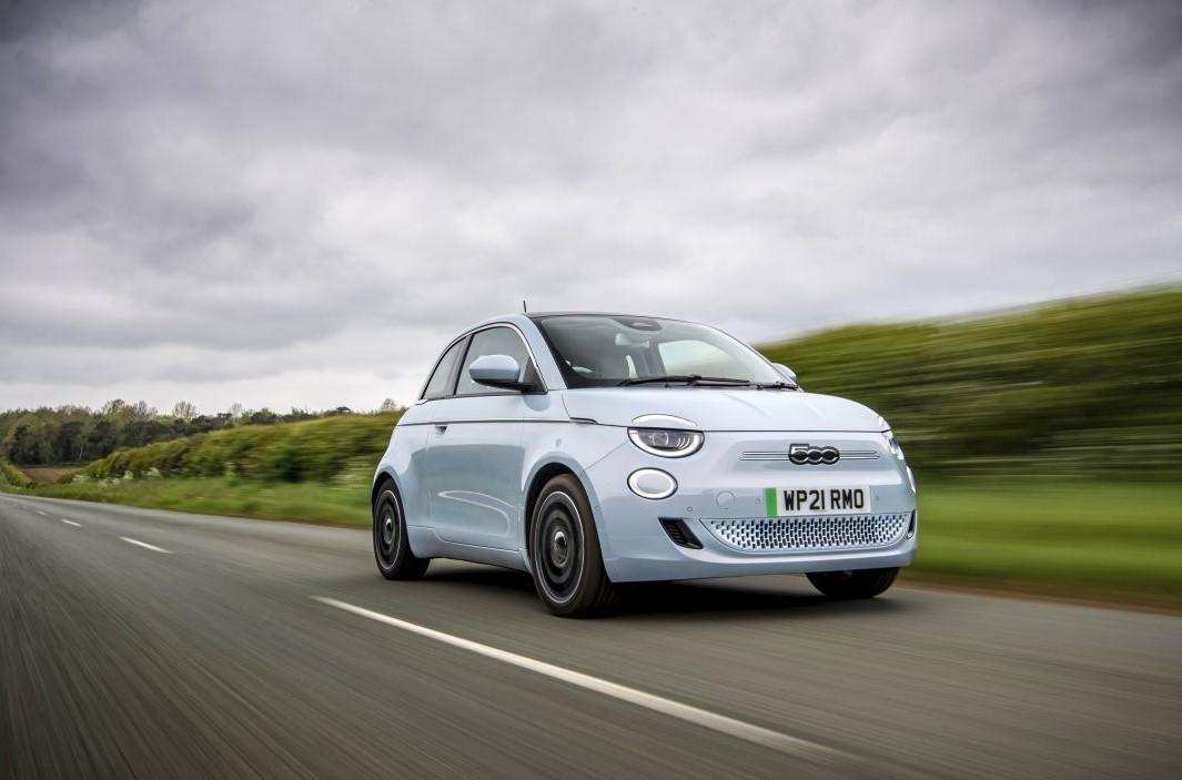NEW 500 SCOOPS BEST ELECTRIC CITY CAR TITLE AT INNAUGURAL ECOCAR ELECTRIFIED TOP 50 AWARDS