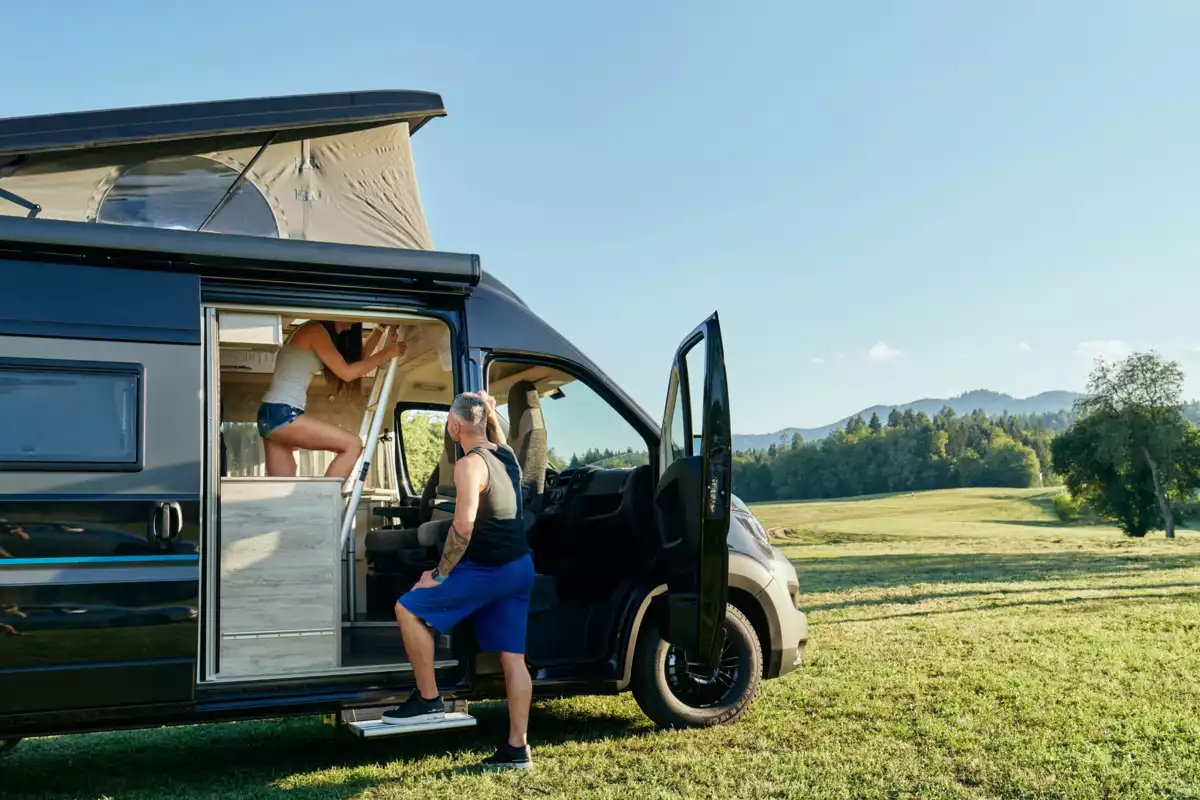 Bravia Mobil with people inside