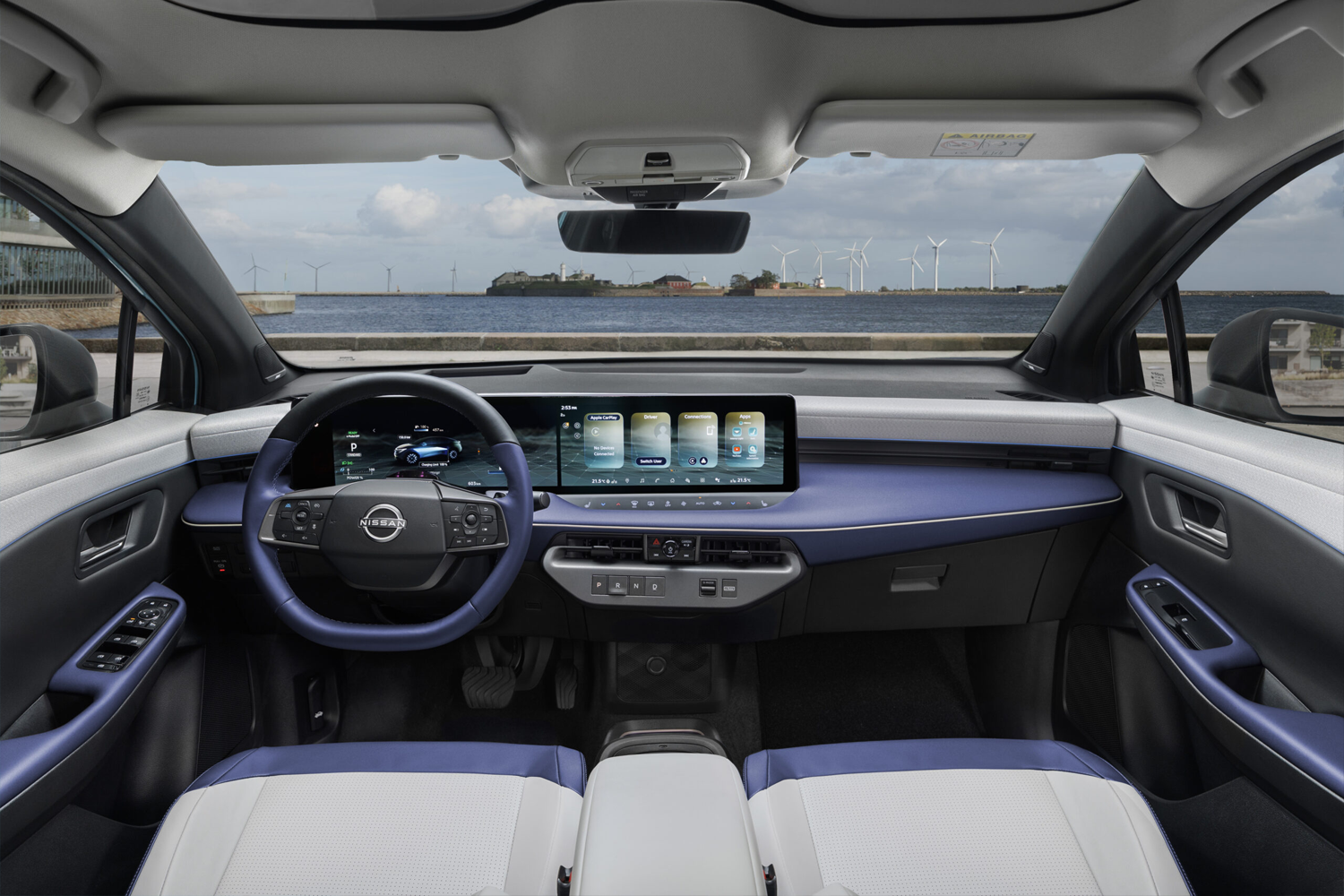 Nissan LEAF new cabin interior