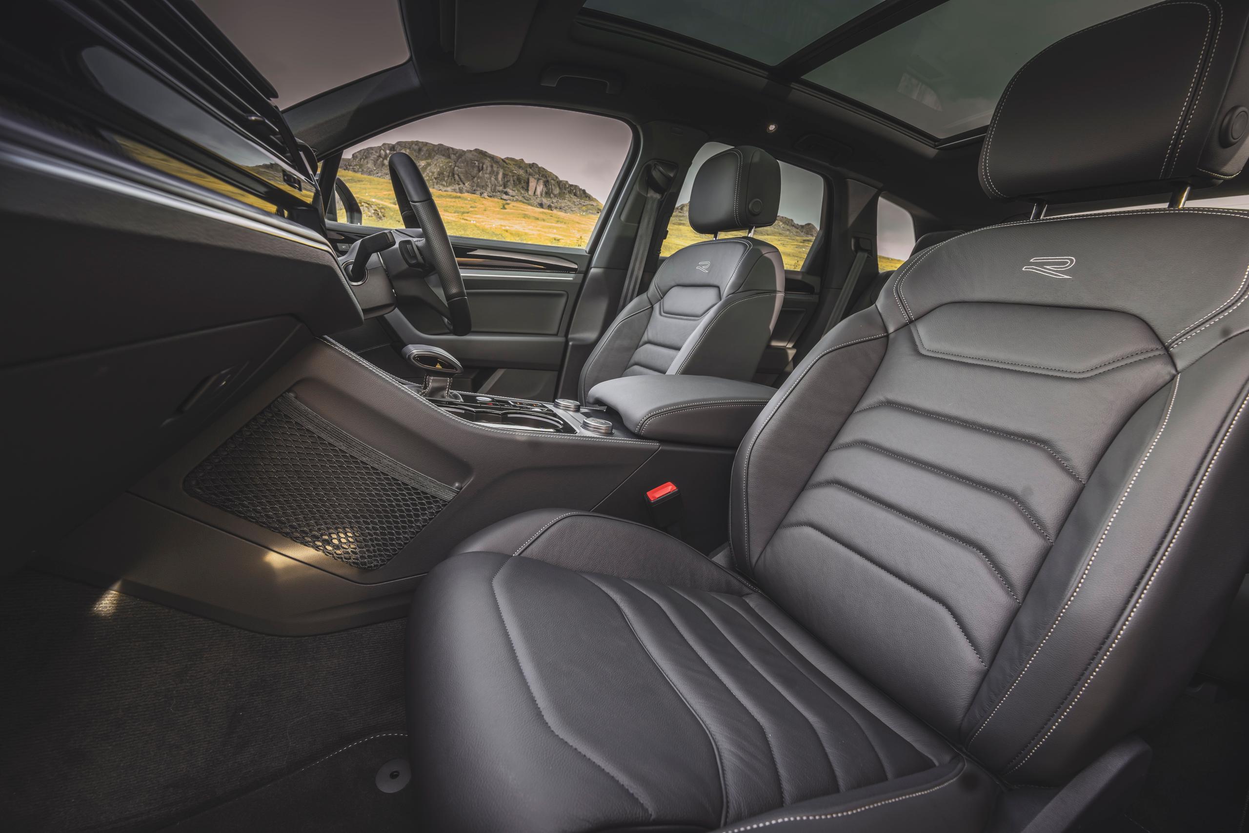 Volkswagen Touareg Seats