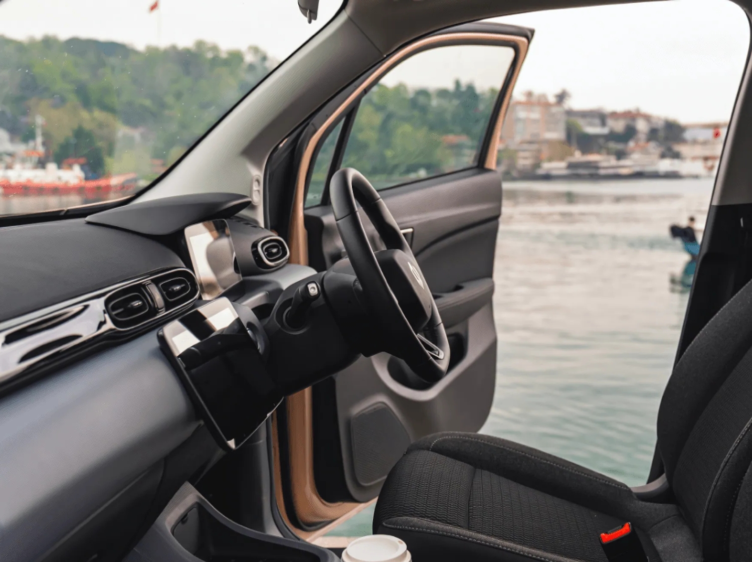 Leap T03 interior