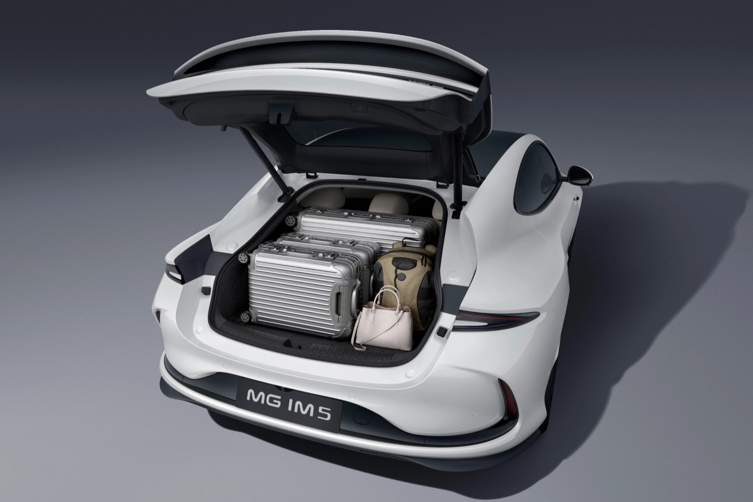 MG IM5 - Save up to £2,750