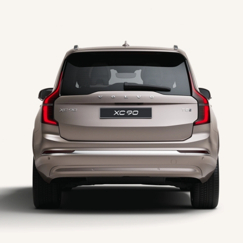 Front View Of The Volvo XC90 In A White Studio Environment