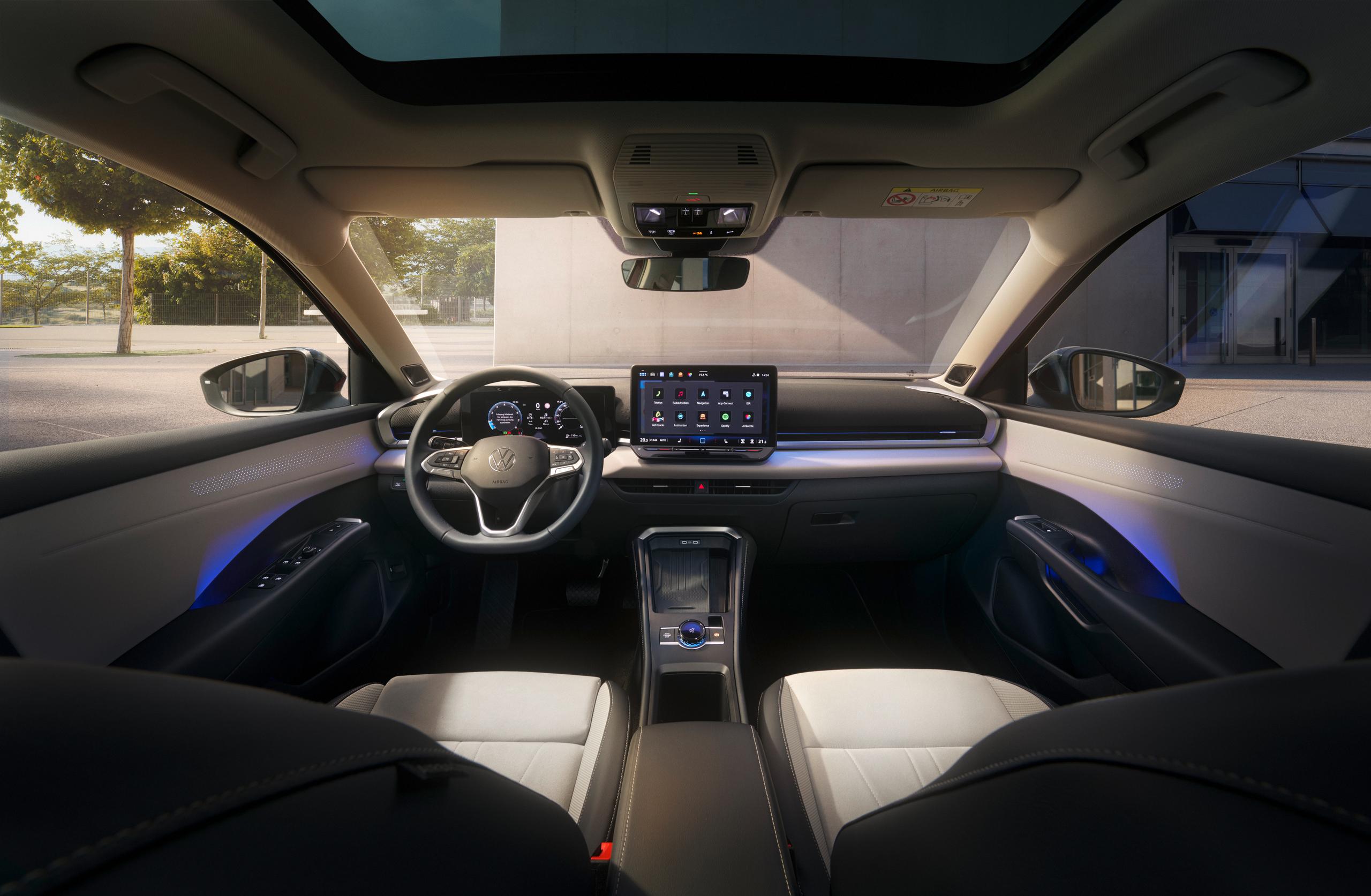 Volkswagen T-Roc Interior