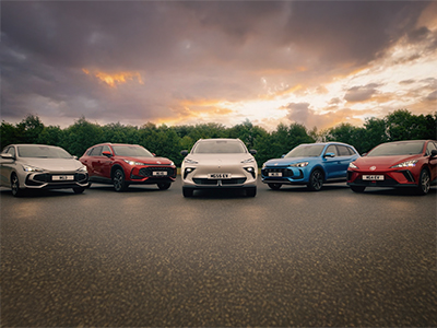Choosing the Right MG: Electric or Hybrid for Everyday Driving