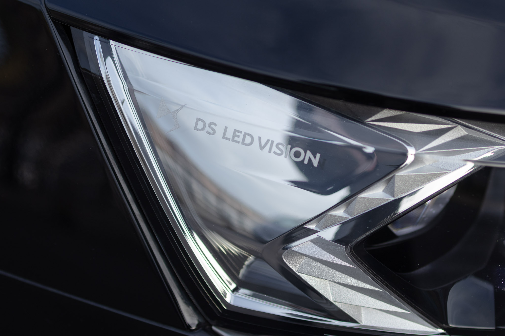 DS9 exterior leds
