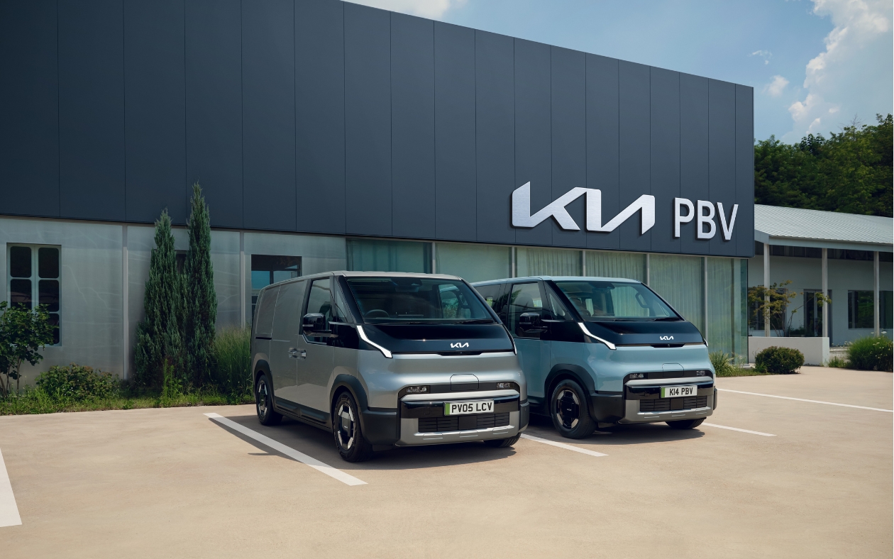 Kia Cargo Van | Kia Passenger Van | Gravells