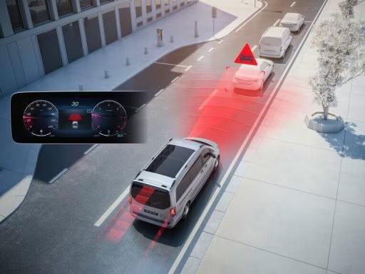Mercedes V-Class Active brake assist